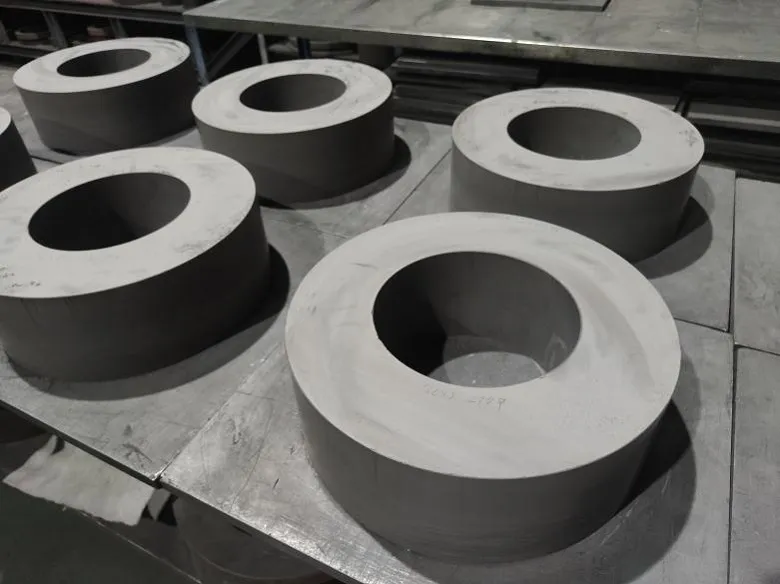 Cómo los anillos en rollo de carburo cementado ultrarresistentes ayudan a prevenir rayones en la superficie de las barras de refuerzo